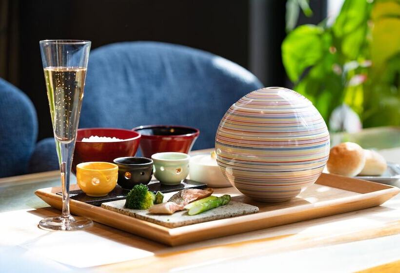 בית מלון כפרי The Knot Sapporo