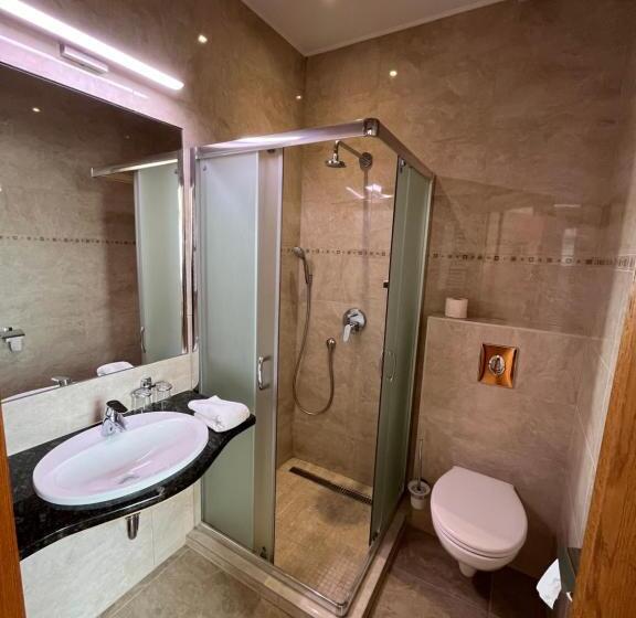 هتل Wagner Vendégudvar Panzió