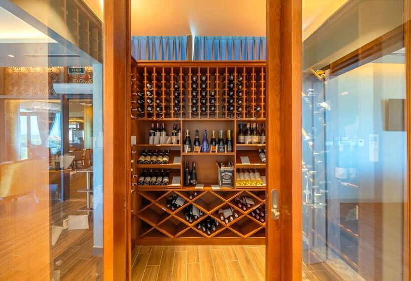 هتل Wyndham Grand Kn Paradise Cam Ranh