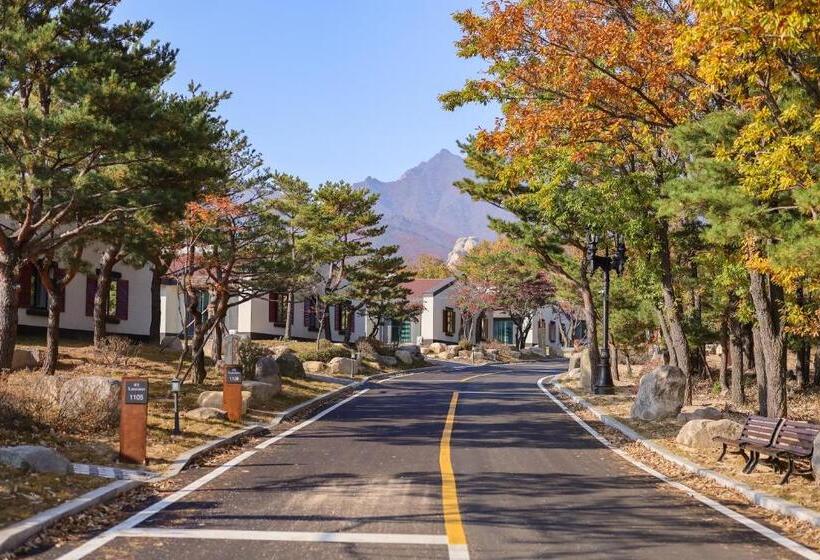 Kensington Resort Seorak Valley