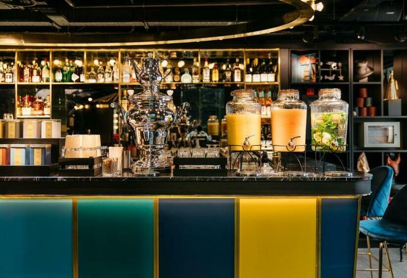 Ruby Lucy Hotel London