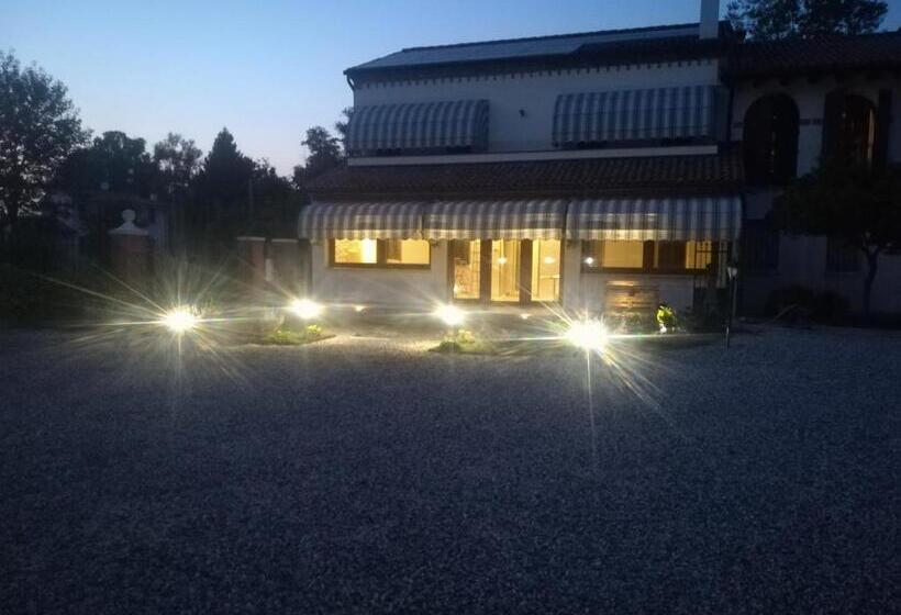 مبيت وإفطار La Libellula