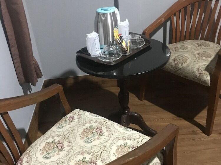 ホテル Aladdin Guesthouse