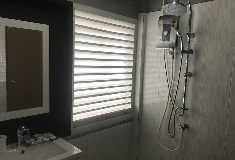 ホテル Aladdin Guesthouse