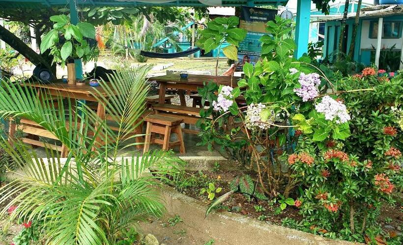 ホテル Cabañas Los Almendros