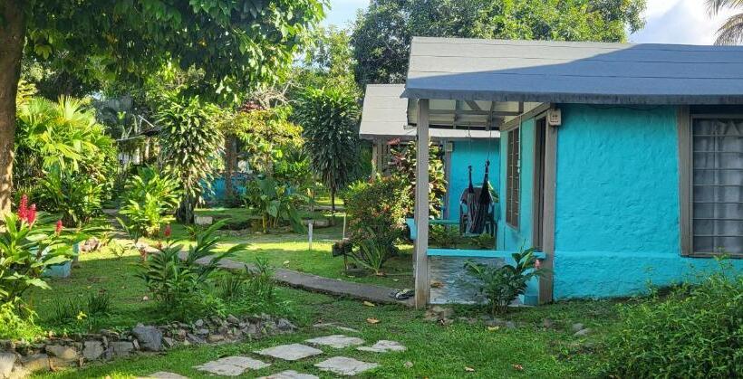 ホテル Cabañas Los Almendros