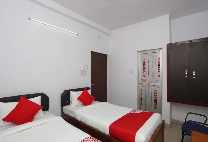 酒店 Collection O Aditya Inn