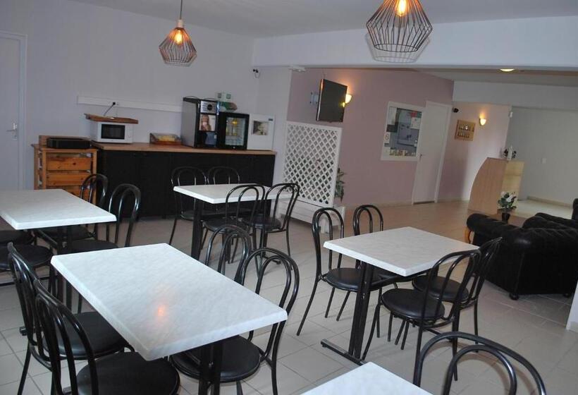 فندق Hôtel Des Voyageurs