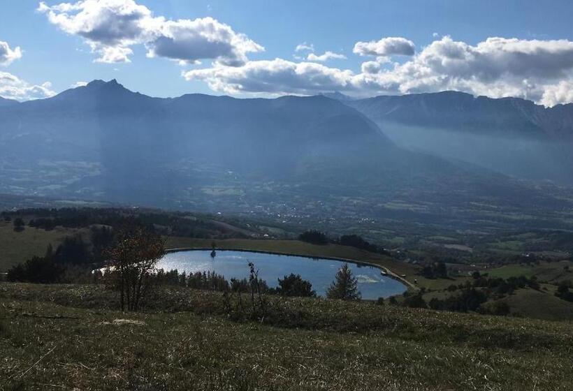 בית מלון כפרי La Bagatelle