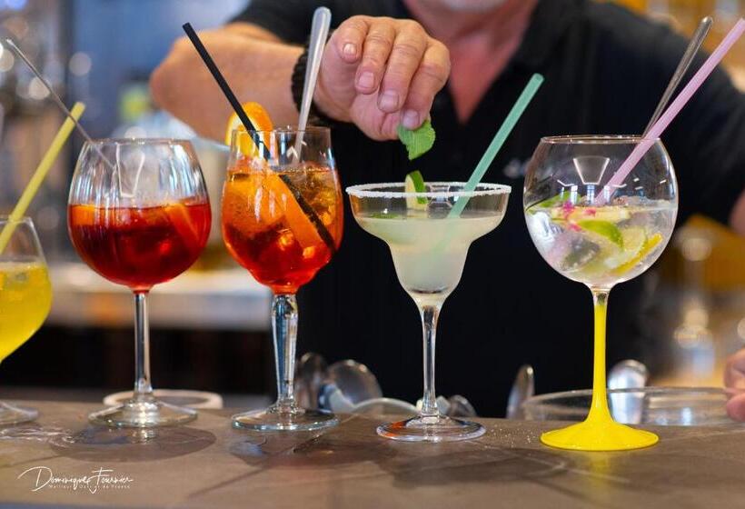 Отель Le Castel D Alti