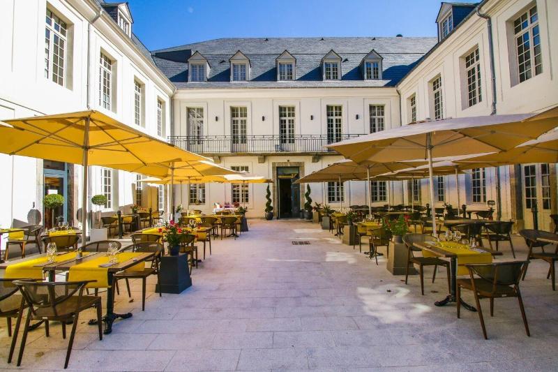 Отель Le Castel D Alti