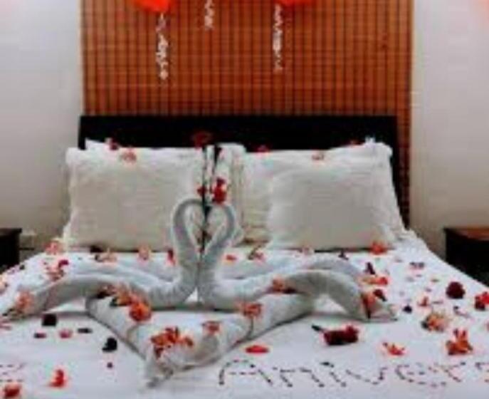 هتل Nadi Airport Transit