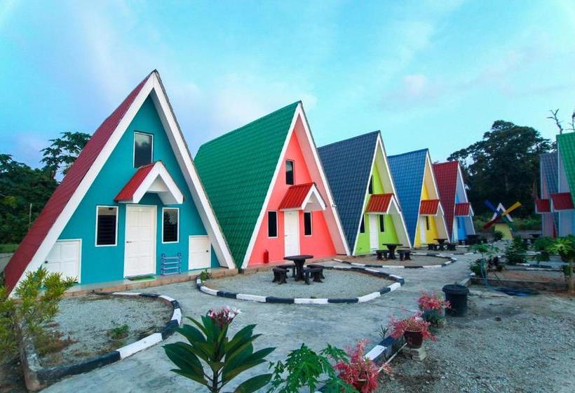 Отель Oyo 89517 Little Tanjung Chalet