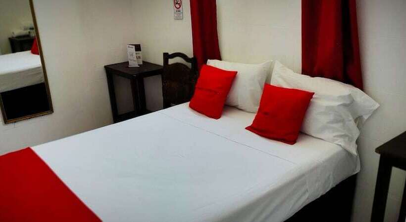 فندق Posada Laura