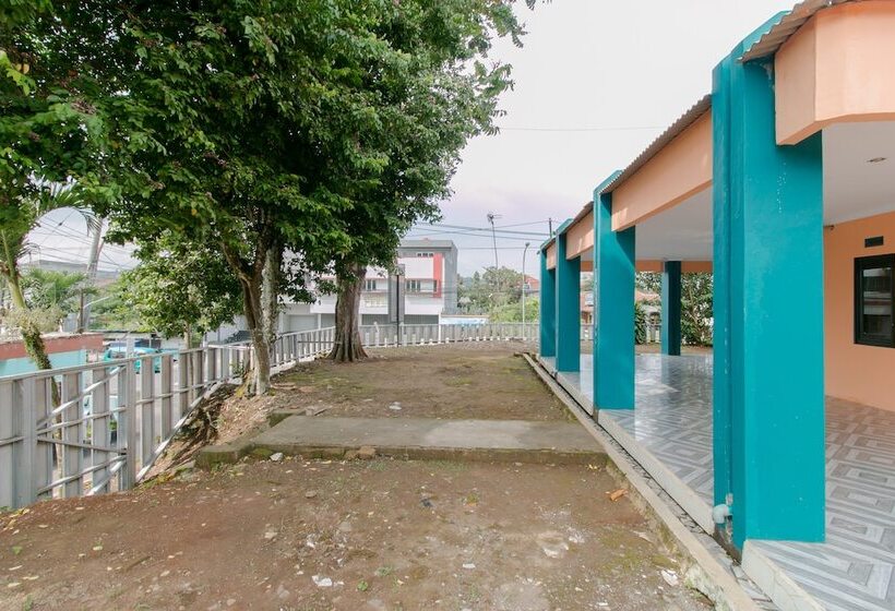 호텔 Spot On 1899 Berkah Homestay