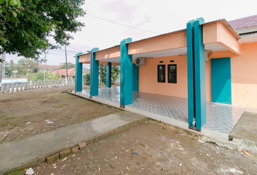 호텔 Spot On 1899 Berkah Homestay