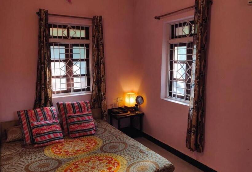 膳宿费 Anjuna Hideout