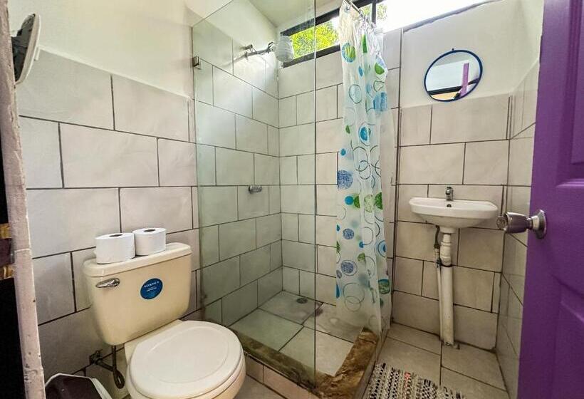 ペンション Casitas Coloradas Puerto Viejo