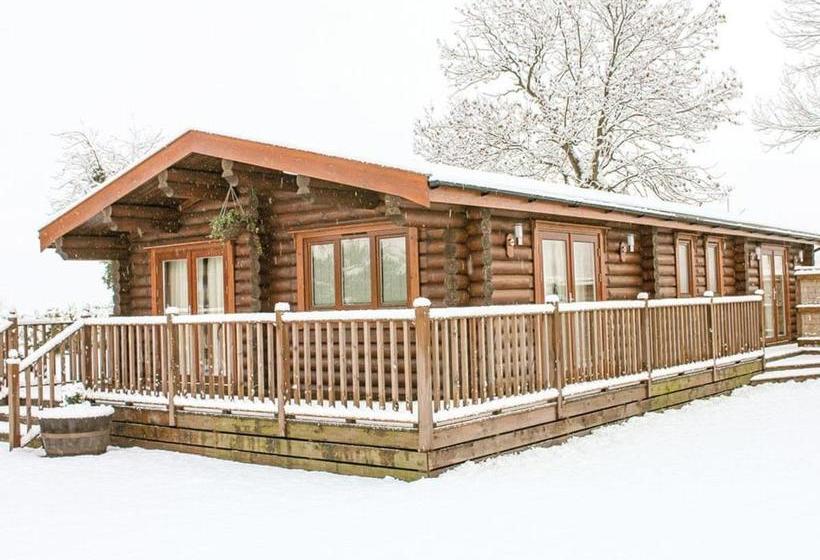 אתר נופש Blackwell Lodges