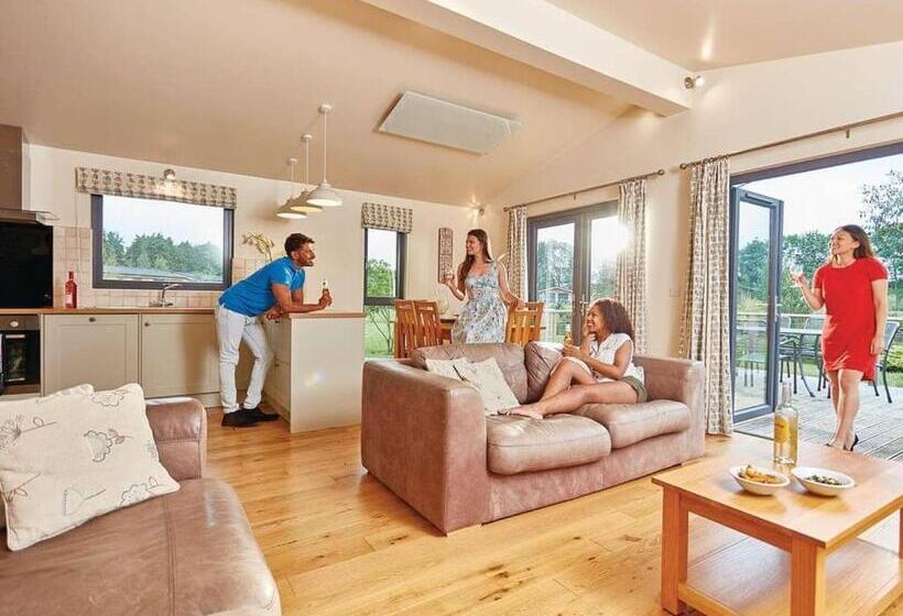 渡假胜地  Cedar Retreats