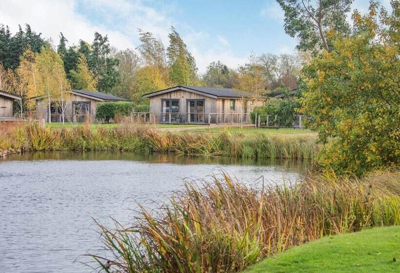 Курорт Cedar Retreats