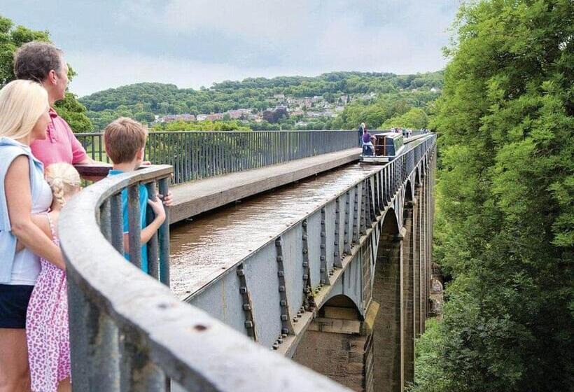 渡假胜地  Penvale Lakes Lodges