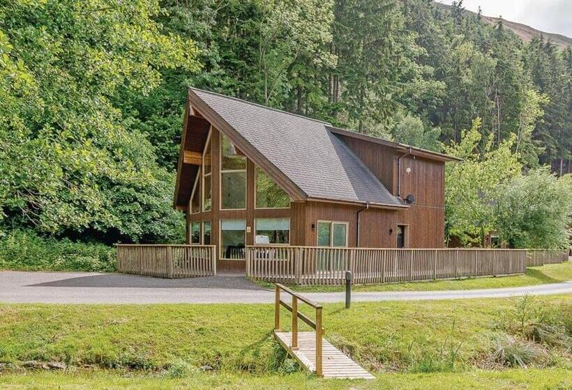 리조트 Penvale Lakes Lodges