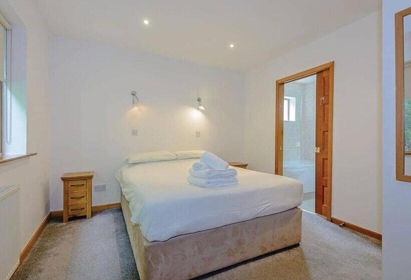 渡假胜地  Penvale Lakes Lodges