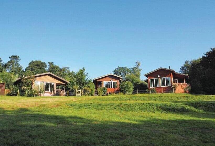 Курорт Rudyard Lake Lodges