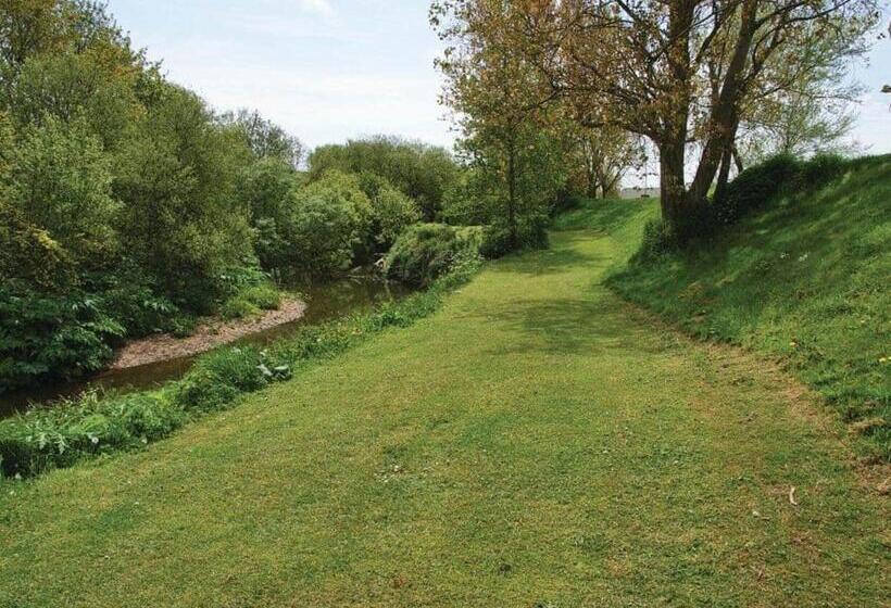 منتجع Seadown Park