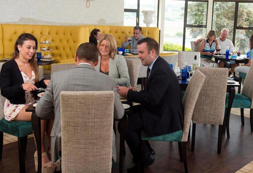 리조트 Tan Rallt Holiday Park & Spa