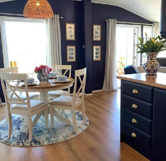 리조트 Tan Rallt Holiday Park & Spa