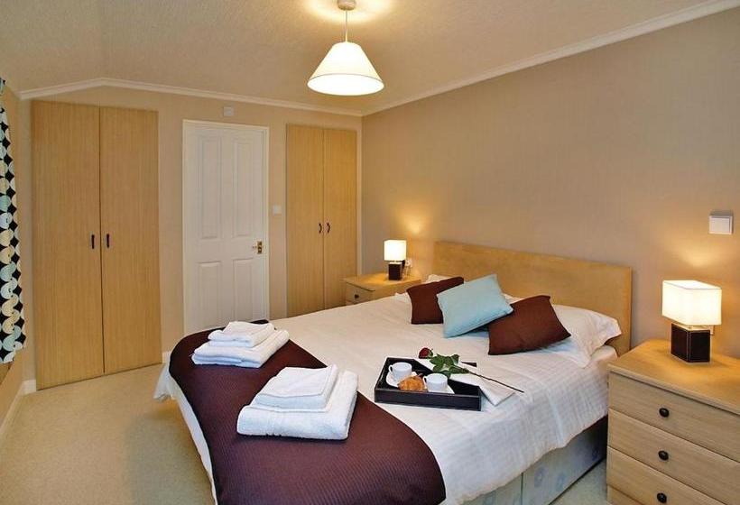リゾートホテル Upton Lakes Lodges