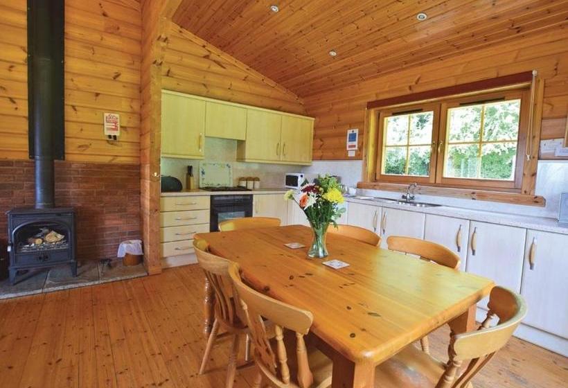 리조트 Woodside Lodges Country Park