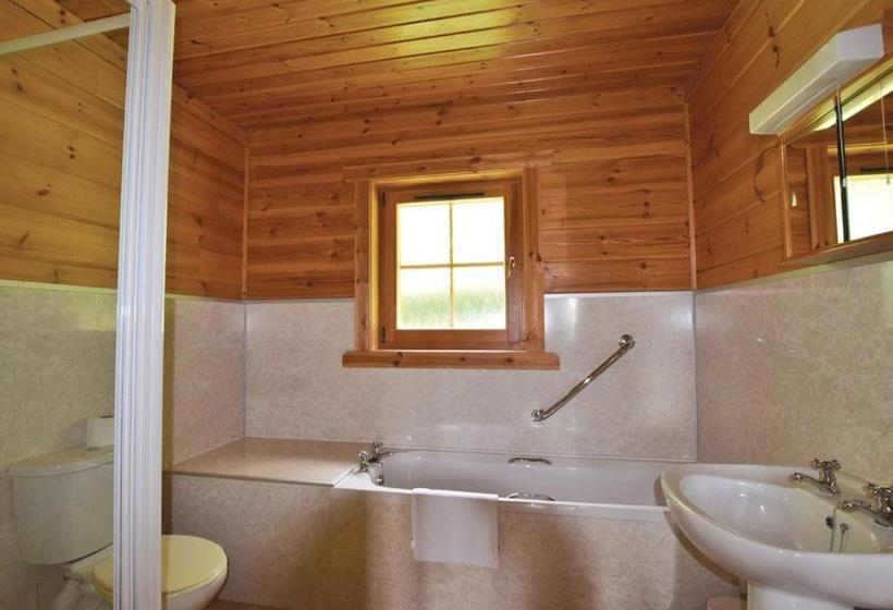 리조트 Woodside Lodges Country Park