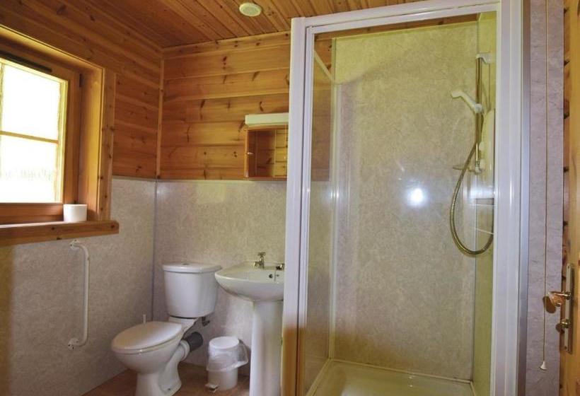 리조트 Woodside Lodges Country Park