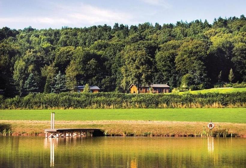 منتجع Woodside Lodges Country Park