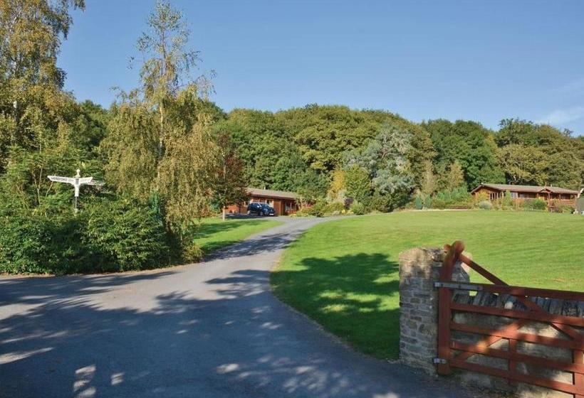 리조트 Woodside Lodges Country Park