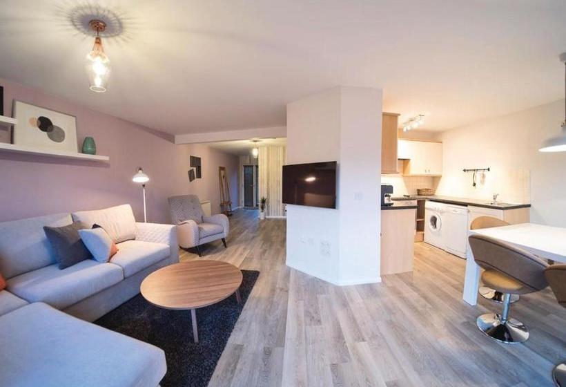 Курорт Yare View Holiday Cottages