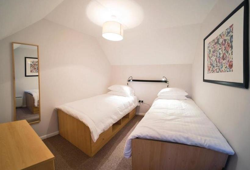 Курорт Yare View Holiday Cottages