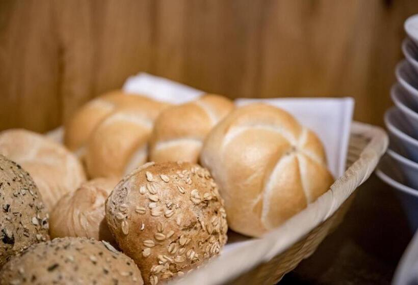 Отель Garni Christine