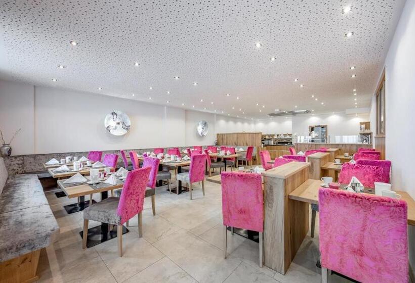 هتل Garni Christine