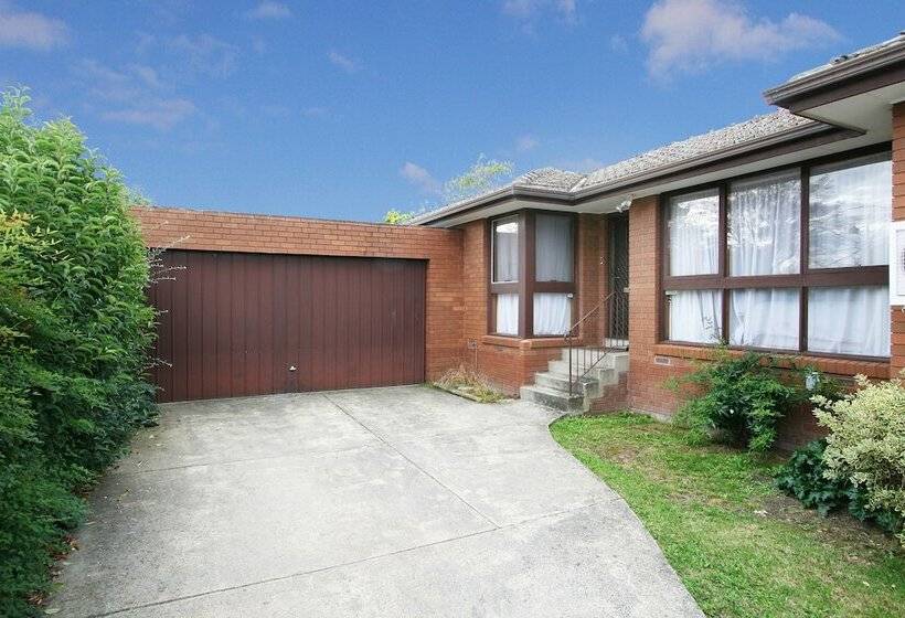 40 Thames Holiday Unit