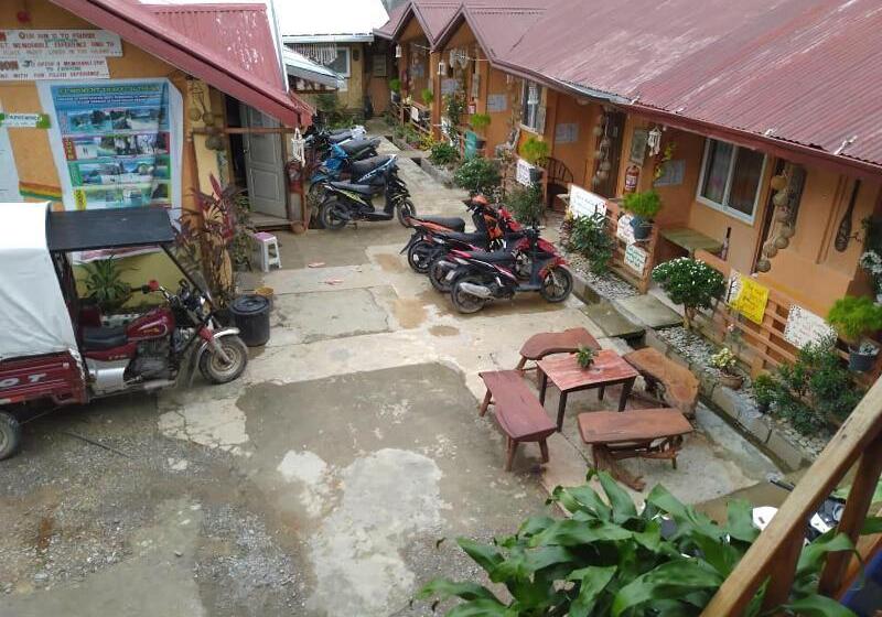 Sun Valley Hostel