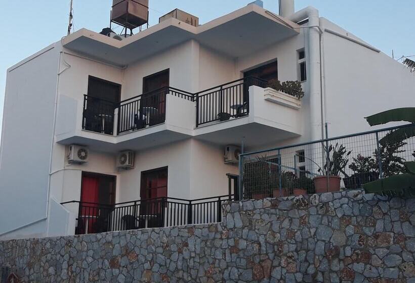 Anthi Katerina Rooms