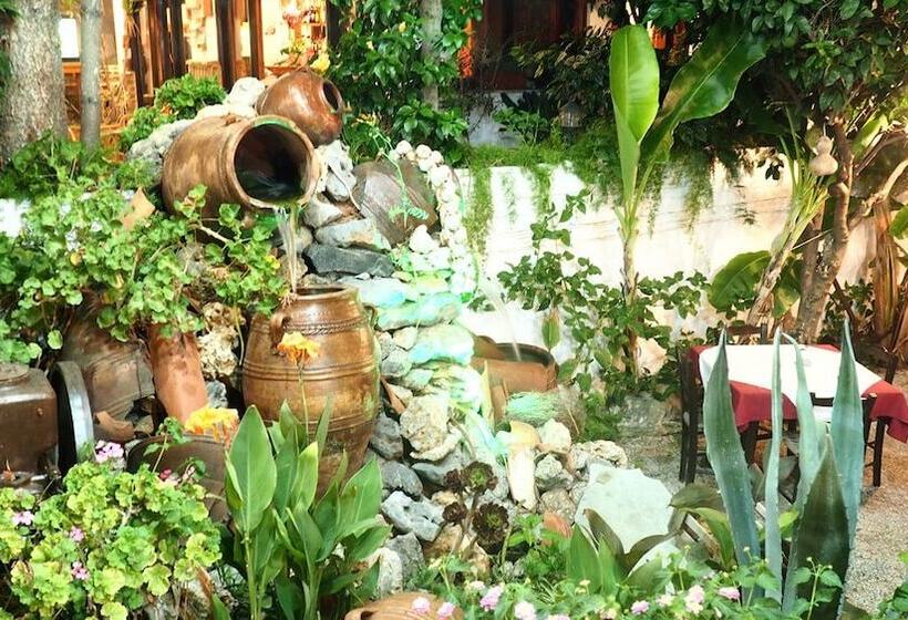 Anthi Katerina Rooms