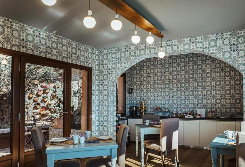 Antico Borgo B&b Con Spa   Adults Only