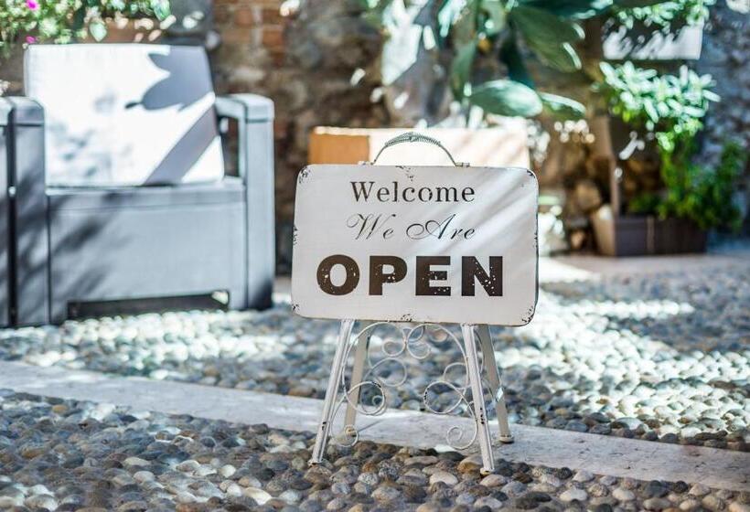 Antico Borgo B&b Con Spa   Adults Only