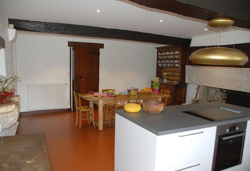 تختخواب و صبحانه Chateau Ysard