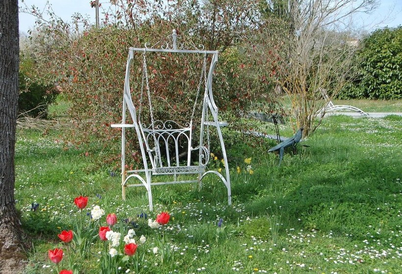 تختخواب و صبحانه Chateau Ysard